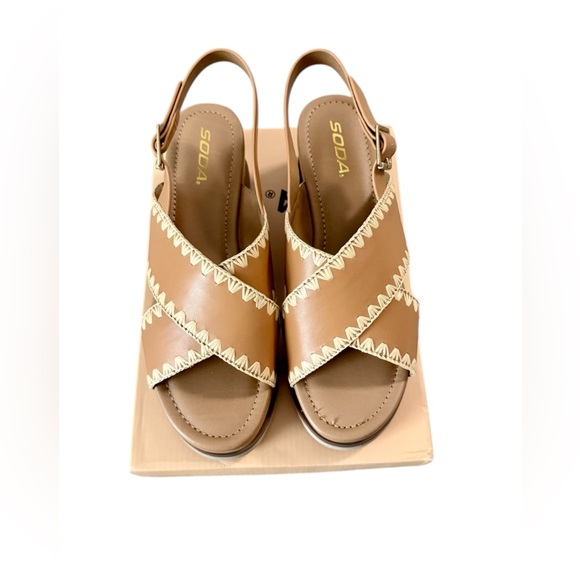 Soda Once Platform Sandals [NEW] - Picture 2 of 6